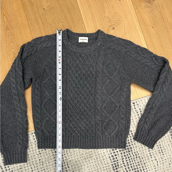 Aritzia Sweaters - Aritzia Sunday Best Charcoal Sweater Sz XS